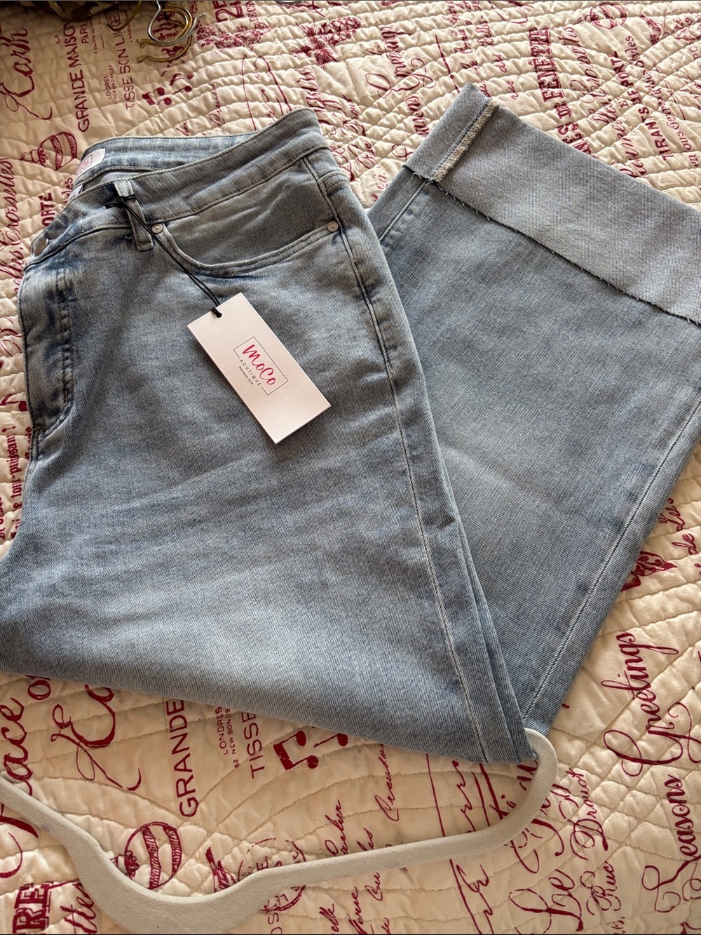 NWT MOCO High-Rise Light Blue Wide Leg Cropped/Cuffed Jeans SZ 16W